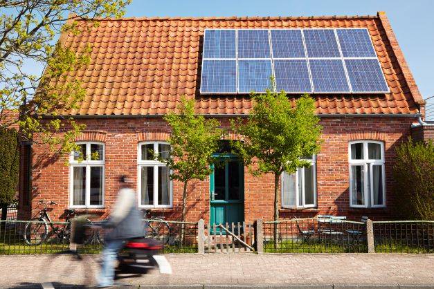 Haus_Reinigung_von_Solarmodulen_Steiermark